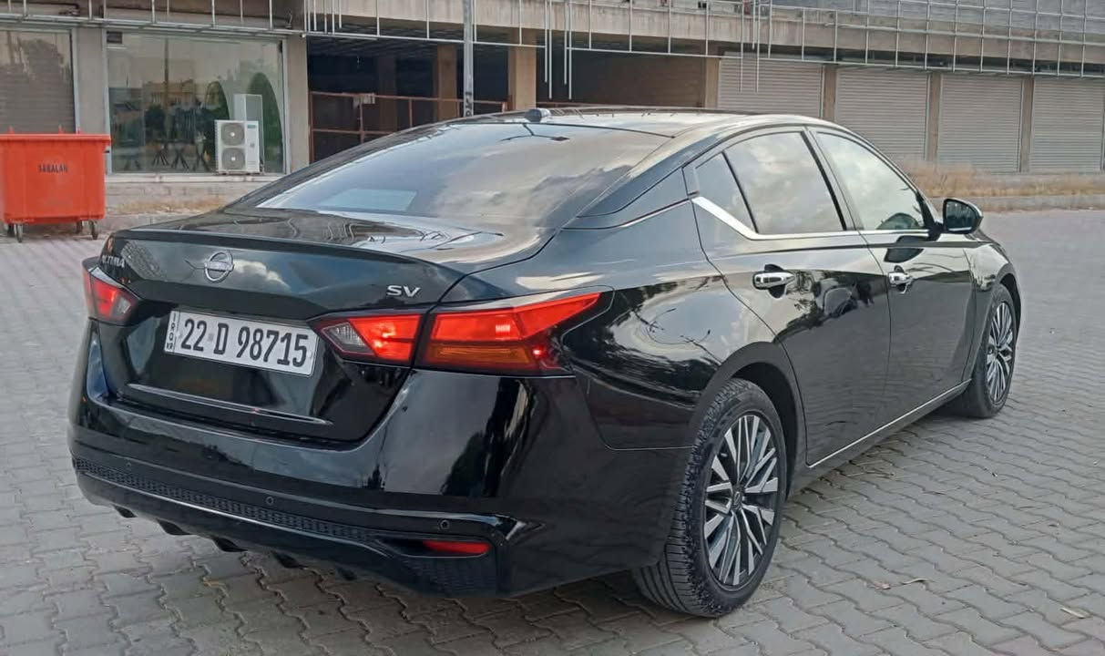 سلام عليكم نيسان التيما 
شكل الجديد موديل 2023 
ترقيم جديد ماشي 57 ميل
موصفات SVفول عدا فتحه
        رادار 360درجه
تحديد مسار مثبت سرعه 
ابواب بصمه  صندوق بصمه 
تشغيل بصمه تشغيل عن بعد  
شاشه كبير كامره خلفي 
لايتات عدسه زينون بلاد 
كشن كهربائي 6وضعيات
تايرات جديد صار اسبوع
گير محرك اسپانه مطاخه
حجر گزوز بلادي ابشرط 
حادثهه ابشرررط بدون قطره دواخل كفاله وين مايعجبك افحص/ ايرباك سستم
وكاله تحويل ثاني يوم 
سعر 134/ ***********
مكان سياره ديالى خانقين
