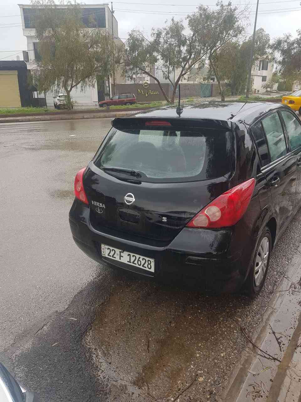 سيارة نيسان فيرسا موديل ٢٠٠٨ محرك وكير اوتوماتيك بشرط ،،الإطارات بحاله جيدة ونظيفة من الداخل،دهن محرك جديد مبدل،بيها ٣ قطع صبغ ،سنوية باسمي لنهاية ٢٠٣١،هزة جديده،رقم أربيل  العنوان كركوك،تلفون ***********،،،،السعر ٨٠ورقه
