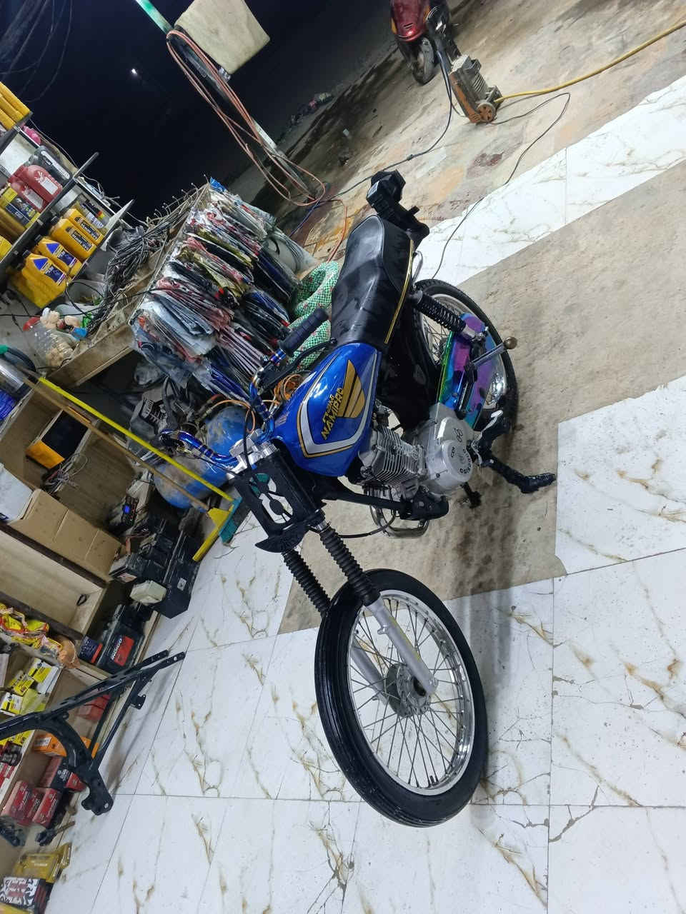 نحب السكنر خصوصاً إذا حلاويه وإذا جديده وحلوه
من رخصه ادمن الكروب المحترم 
 دراجه اربعه كير سكنر حلاويه يعني الحله 
موديل الشاصي 18 
الغراض كلها 27
السعر 600 وبيها مجال للطيبين 
ومااحب الرسائل تعالي اتصال لان راسي ياذيني😅
العنوان كوفه 
تحياتي لمن حقق امنياتي 
***********
