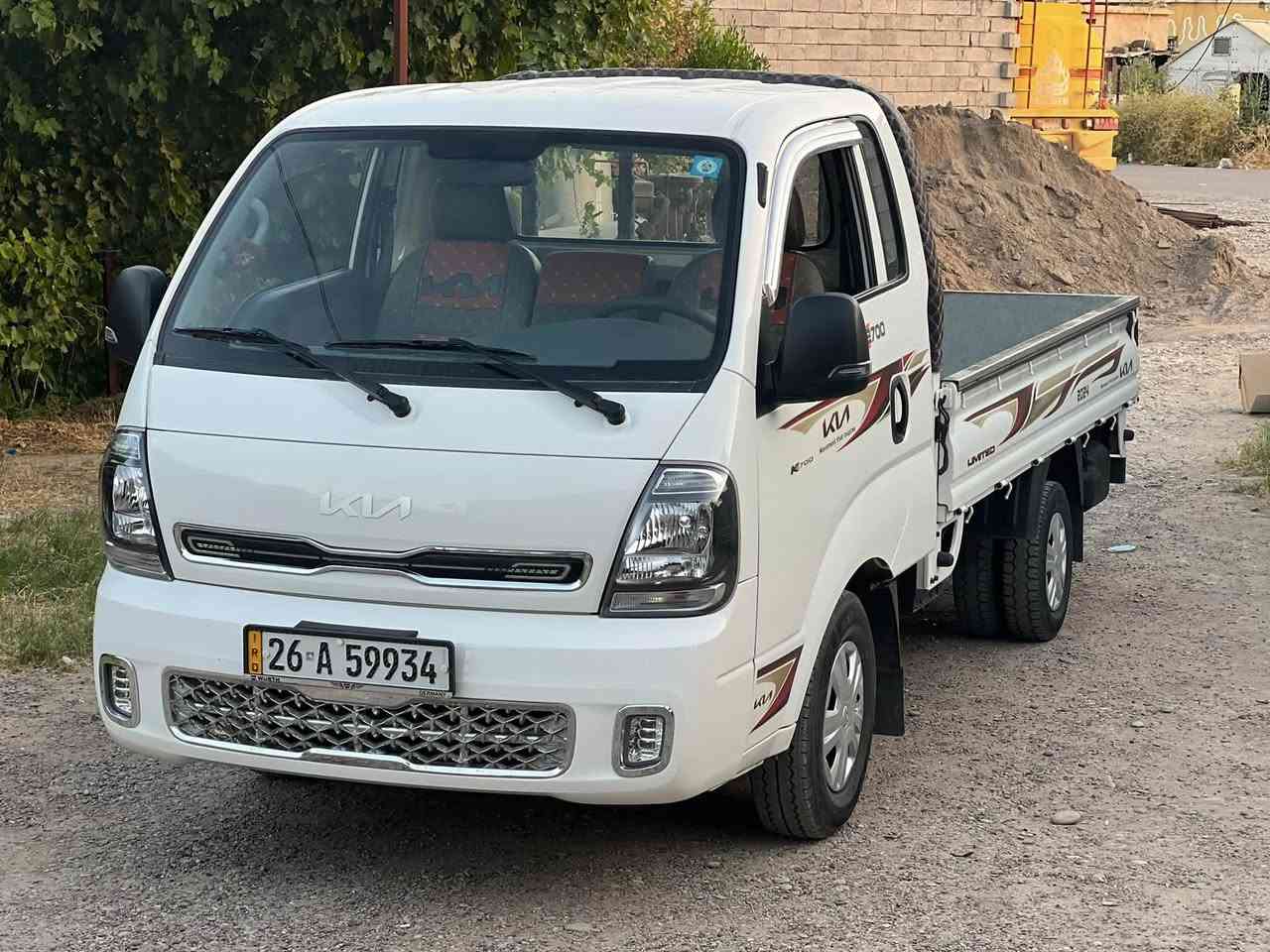 السلام عليكم كيه للبيع موديل 24 رقم صلاح الدين شرط التحويل وضع شركه كلها ماشايله حمل ابد أنطي بيها شرط كلها منل دعاميه لل دعاميه تايرات الشركه بعدهن بيها  السياره مال بيت مكان السياره قريه المسحگ السعر158 وبيها مجال شي قليل الشراي يتصل ***********
