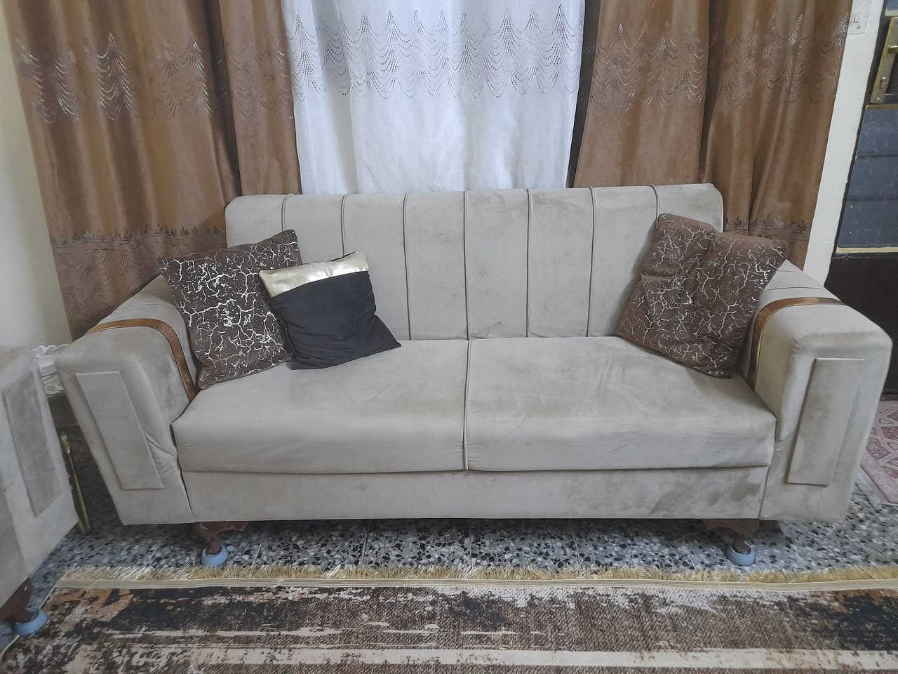 غراص لللبيع المكان الغزاليه


**إذا كنت صاحب هذا الإعلان وتريد حذفه لأي سبب، رجاءا أرسل رسالة إلى الدعم الفني**