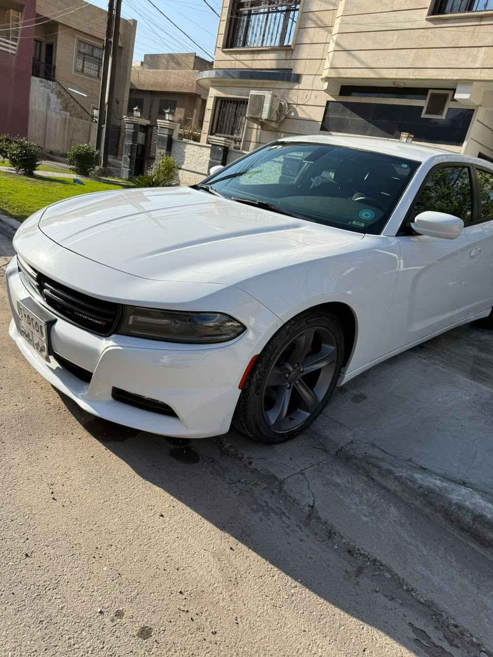 السلام عليكم جارجر كندي موديل ٢٠١٥ مكفوله من الحادث والصبغ والبارد محرك ٦ سلندر ٣٦٠٠ تو ويل السياره ماشيه ٦٨ ميل تحويل مباشر حقيقي السياره مواصفات sxt 
السعر ٢٠٨ وبيها مجال بسيط 
مكان المنصور ***********
