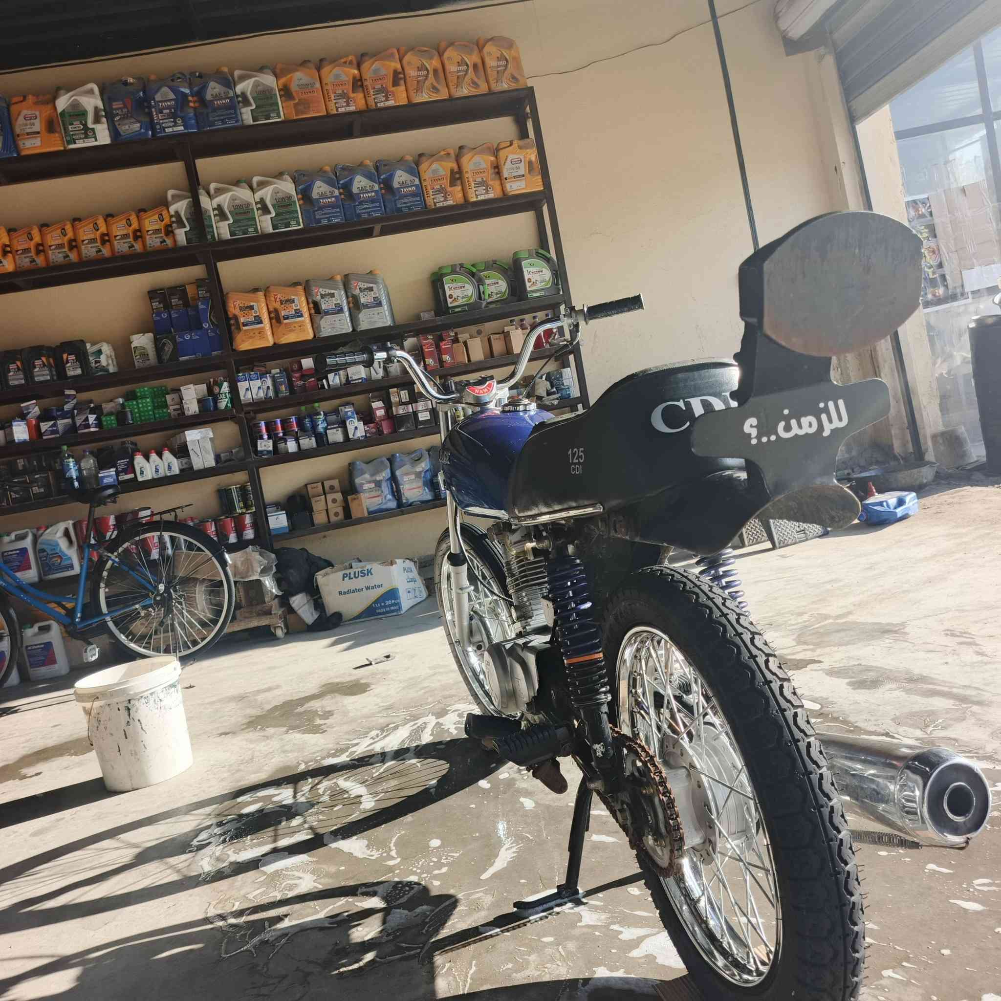 سلام عليكم شباب دراجه ايراني نامه شلامجة للبيع تعمير شاصي2019اوراق تعميرة23 درجه خير من لله رقـــم ***********
