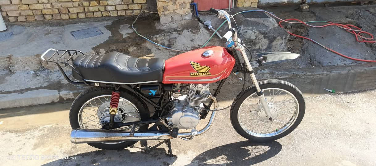 السلام عليكم شباب دراجه أوراق للبيع مكان ميسان سعرها 650 وبيها مجال
رقم ***********
