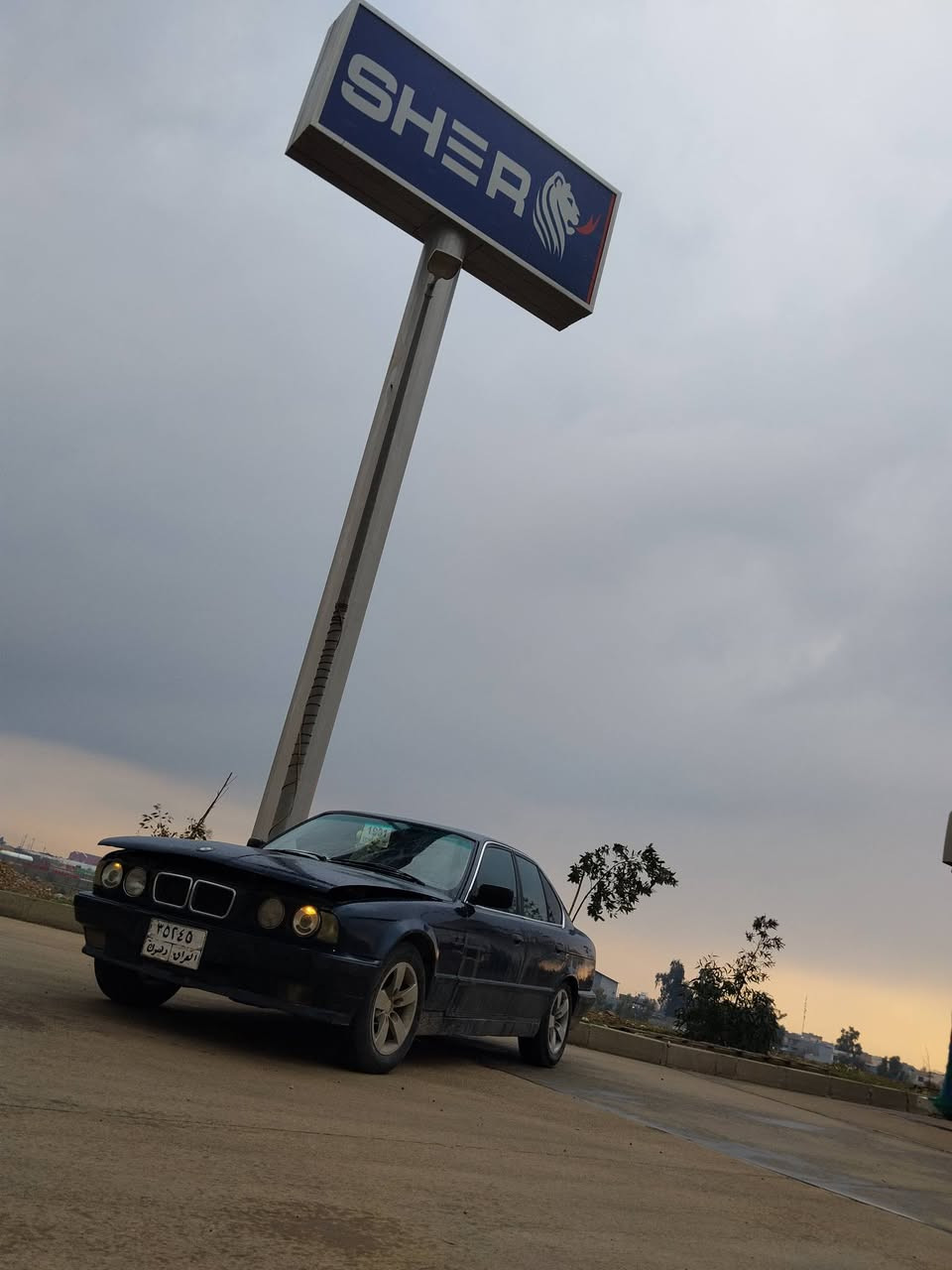 سلامو عليك برا يان ئه م ،،BMWبو فرؤشتن
20فول عادي به س سلايت موسو براوة به شه رت بي ليدانه بيشو بشت كه بس به ناوكردن ب شه رت مولتي 1مانك بو بناو كردن 795هه زار خرامي لا سه رة سعري 43محمليكي برايانه 
***********
