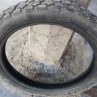 تاير خلفي حجم ١٧ اريد ابدلها ابحجم ١٨اليعندو او للبيع ابيعها هم يرهم  ...