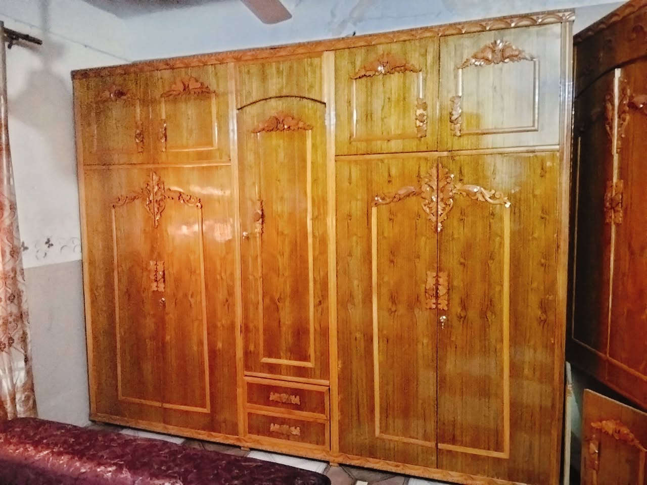 إسلام عليكم موجود قرفة خشاب شرط صاج عراقي
ما مستخدمه جديده  فصال الموصل 
السعر مليون 500وبي مجال 
اتصال ***********
