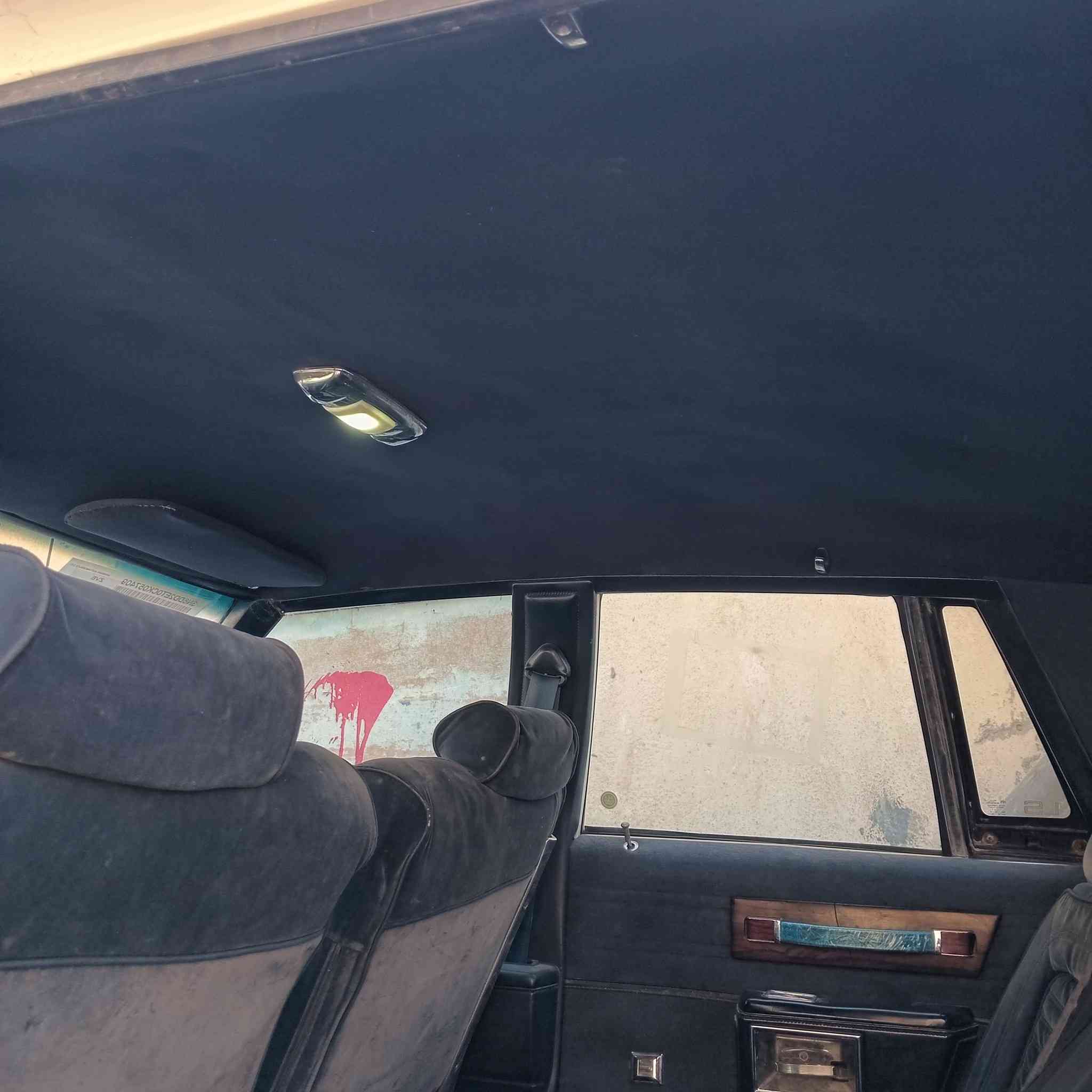 السلام عليكم كابرس موديل ٨٩ رقم مثنى انكليزي بسمي محرك  ٣٠٥كير ٧٠٠ تبريد شغال مع منضومة غاز السعر ٧٥بيه مجال العنوان ميسان ***********
