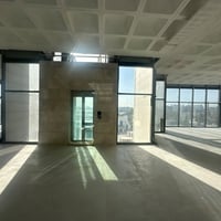 الحارثية • طابق كامل غير مقطع • ١٠٠٠م