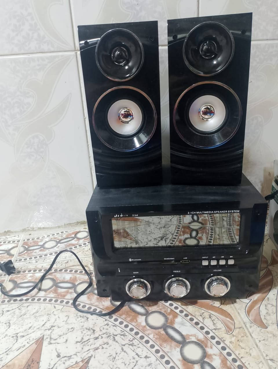 والساعات كلمن وسعره اكو ٥الاف وبيهن10الاف وبيهن 30سستم الصوت جديد بلوتوث ورام ياخذ 50 الف


**إذا كنت صاحب هذا الإعلان وتريد حذفه لأي سبب، رجاءا أرسل رسالة إلى الدعم الفني**