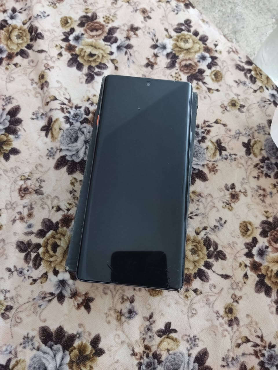 تكنو كامون 40 برو فايف جي بي طخه بل اسفل الشاشه بل زاويه واضحه بل صوره ودكمه مال بور واكعه وحط وحده غيرها السعر 200بي مجال لطيبين


**إذا كنت صاحب هذا الإعلان وتريد حذفه لأي سبب، رجاءا أرسل رسالة إلى الدعم الفني**