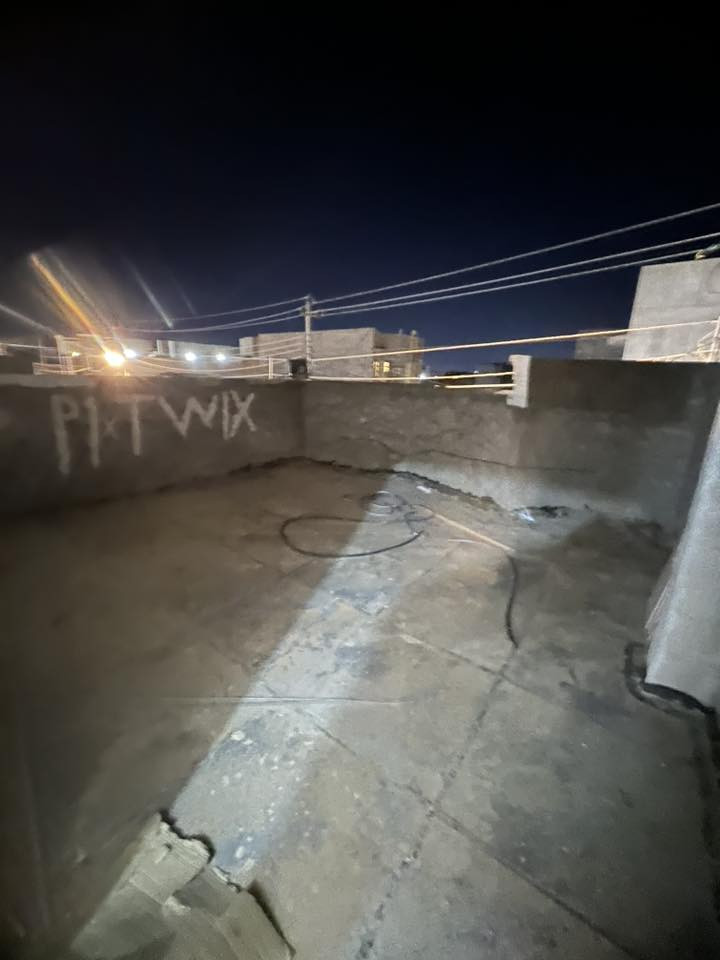 مشتمل للايجار طابقين بالزراعه خلف المعارف مساحه ١٠٠  /***********
