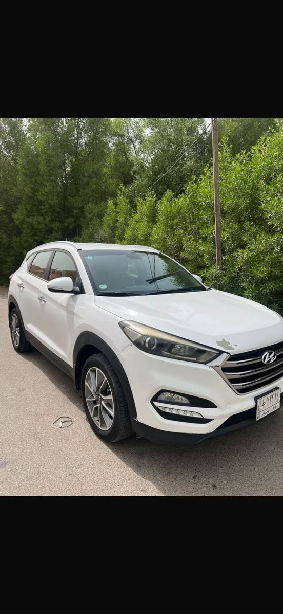 توكسان 2018 خليجي
باب خلف السايق تبديل
باب السايق بارد بسيط موضح بل صوره
الصندوك بي بارد بسيط
وبيها طخات بسيطه مسويهن
مكاني بغداد
***********
