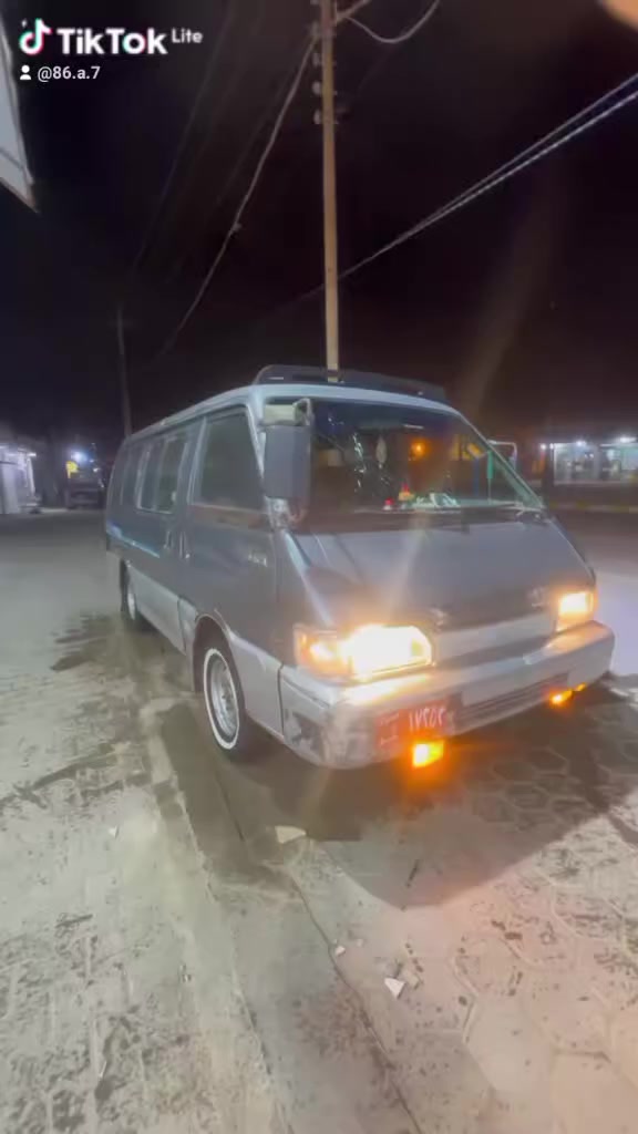 سلام عليكم كيا بستا موديل ٩٣
سياره بلاديه كير ومحرك واكسن وشواصي ع الشرط
دواخلها كشنات بلادي نضيفات كلش
راعيها موجود وكاله ومداور ثاني يوم
السعر ٣٠
***********
