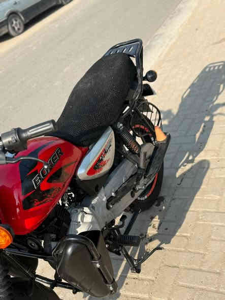 سلام عليكم بوكسر موديل 22 شكل 23 مرقه رقم نجف الاشرف سنويه بدون لوحات تحويل شوكت ميعجبك كامله مكمله بدون اي نقص بيه ضربه زغيره بلتانكي محرك مفتوح وخير من الله كهربائيات سلف هندر كله شغال بدون لحيم لا دواسات ولا شي فقط الدوسه الوره تحتاج لحيم وملحمته كلج وتايرات امامي خلفي جديد قبل يومين شديتهن جانت متروكه دشبول كله شغال ماشيه تقريبا 25 الف بيه لايت زنون ودرع جيوب والدراجه نضافته كدامكم سعره 1700 وبيه مجال عنواني دوره حي اسيا وهذه رقمي *********** بي واتساب
