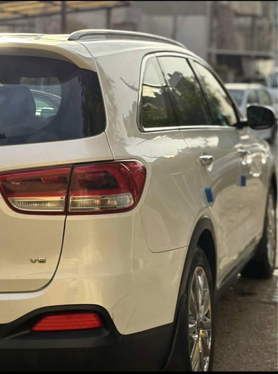 سورنتو 16
 كفالة عامة باسمي  شرط المداور
فول مواصفات كويتي
رقم بغداد
ماشية 87 الف وضع الشركة السيارة 
السعر  225 وبيها مجال.
للاستفسار اكثر الاتصال بالرقم التالي.
***********
