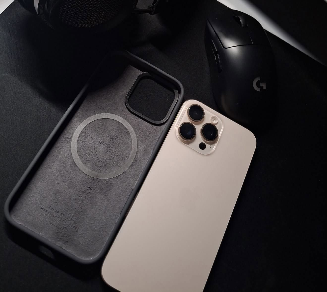 السلام عليكم 
iPhone 16 pro max
جهاز استخدام شخصي ونطيف كلش 
تفاصيل ب الصورة 
قفل 1350
***********

