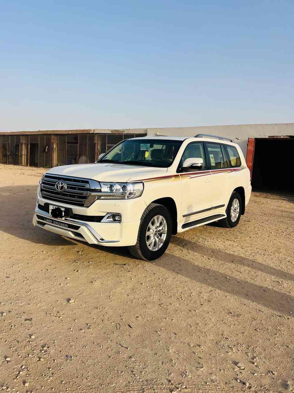 السلام عليكم
اللهم صل على محمد وآل محمد

لانكدروز gxr2017 للبيع 

السيارة بريم فول مواصفات 

مكفولة كفالة عامة 

ماشية 94 الف ترايها ونعومتها مال زيرو

هزة وسنوية جديدة بأسمي تحويل ثاني يوم 

مواصفات البريم معروفة 

فتحة سقف 

dvd دي في دي بالقمارة 

اشاير بالمري ومري شفط 

أنارة ترحيب 

دبل ماوس 

تخم تاير جديد وصدر وحدادية خير من الله 

بصمة عدد ٢

السيارة مال بيت وكاملة مابيها مصرف دينار وبالخير ع الياخذها 

عنواني بغداد للأستفسار ***********
