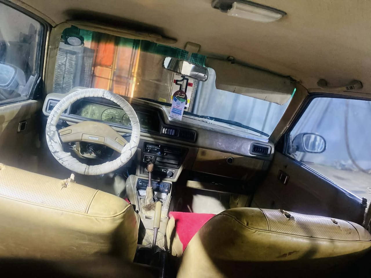 للبيع 
كرونا موديل 1982
خمسة كير 
تبريد تدفئة شغالة 
وايرمنيا كلها شغالة
بسمي رقم انكليزي تحويل ثاني يوم  
***********
سعر 28 بيها مجال
