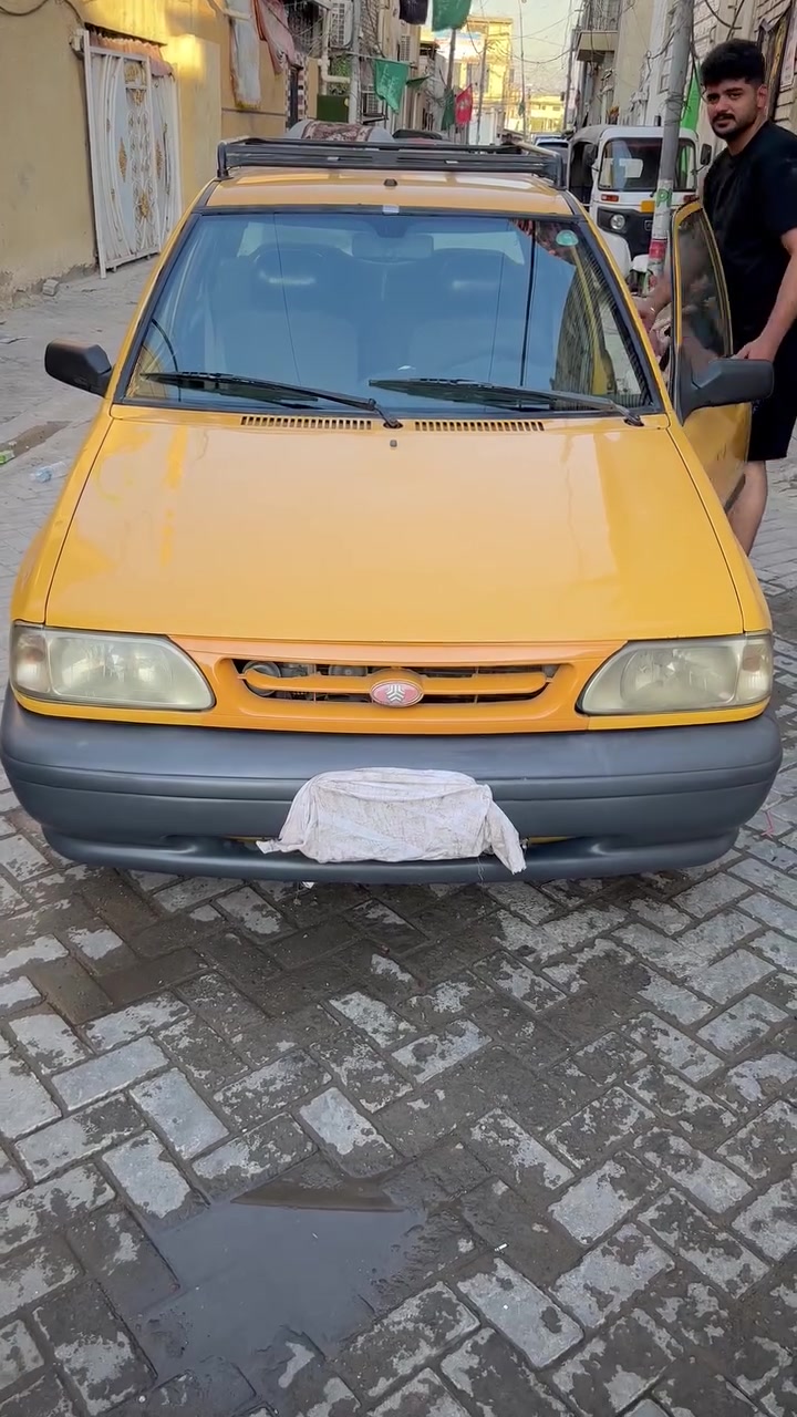 سايبه للبيع مديل ٢٠١٣ نضيفه سياره مكينه وكير جديد سعر ٢٨وبيها مجال وسياره بسمي تحويل ثاني يوم ***********
