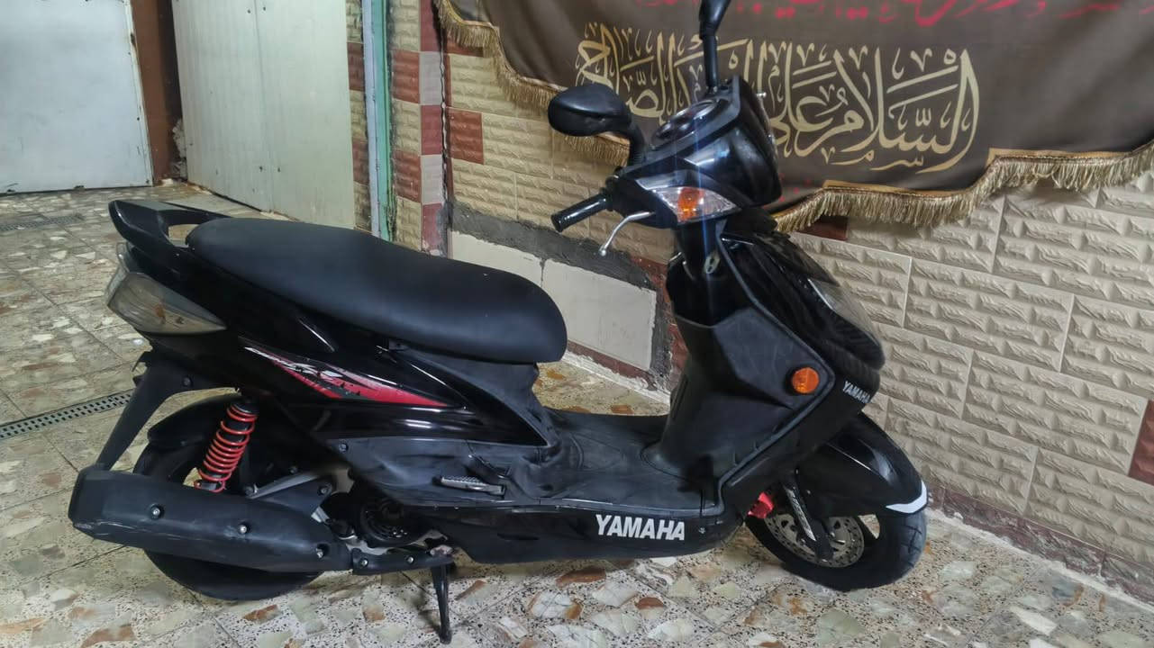 دراجة سكنس فحل جديدة
سرعة 140 نوزل خطين اسلف اصلي 
ام طلاعات ستاند كهرباي حساس وراقها ابسمي 
عداد كتروني شغال دراجة جديدة بمعنة كلمة
شراي يتصل ***********
شرط جيب فيتر وتعال فحص براحتك
