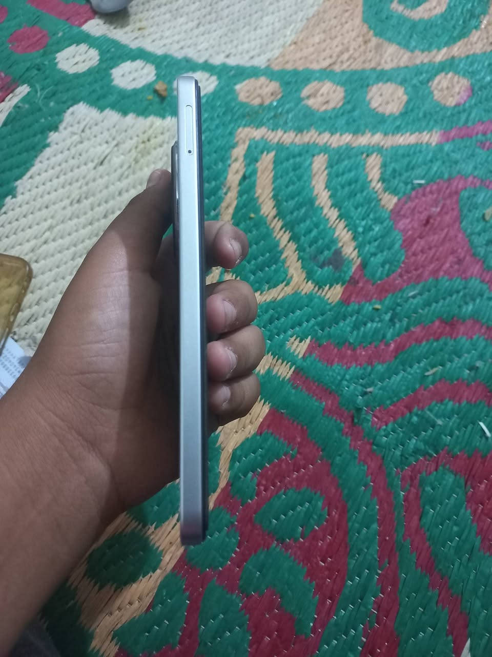 ل سلام عليكم جهاز للبيع مستخدم 3 اشهر فقط ذاكره 256 جهاز مكفول نضافه 99/100 وعلي جهاز يخبل بس محتاج فلوس ومضايق وريد بيعه وعلي ستخدام شخصي وياه كارتونه فقط بس كارتونه وكفر وياه فقط قيم واخذ بليرضى بيه الله نزل سعرك بل تعليقات وذا عجبني ابيعلك بس امانه لحد يكسر بيه لن وعلي محتاج ومستعجل علا بيعته  مكاني كوت بزوريجات نزل سعرك وذا عجبني راسلك ***********
