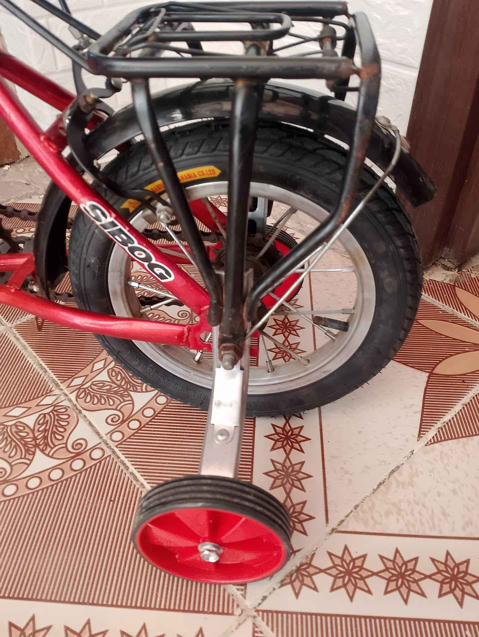 بايسكل اطفال حجم 12 للبيع كامل ما بي نقص غراضه كلهن جدا سعره 30 وبي مجال الاستفسار الاتصال على الرقم *********** مكاني بعقوبه جرف الملح
