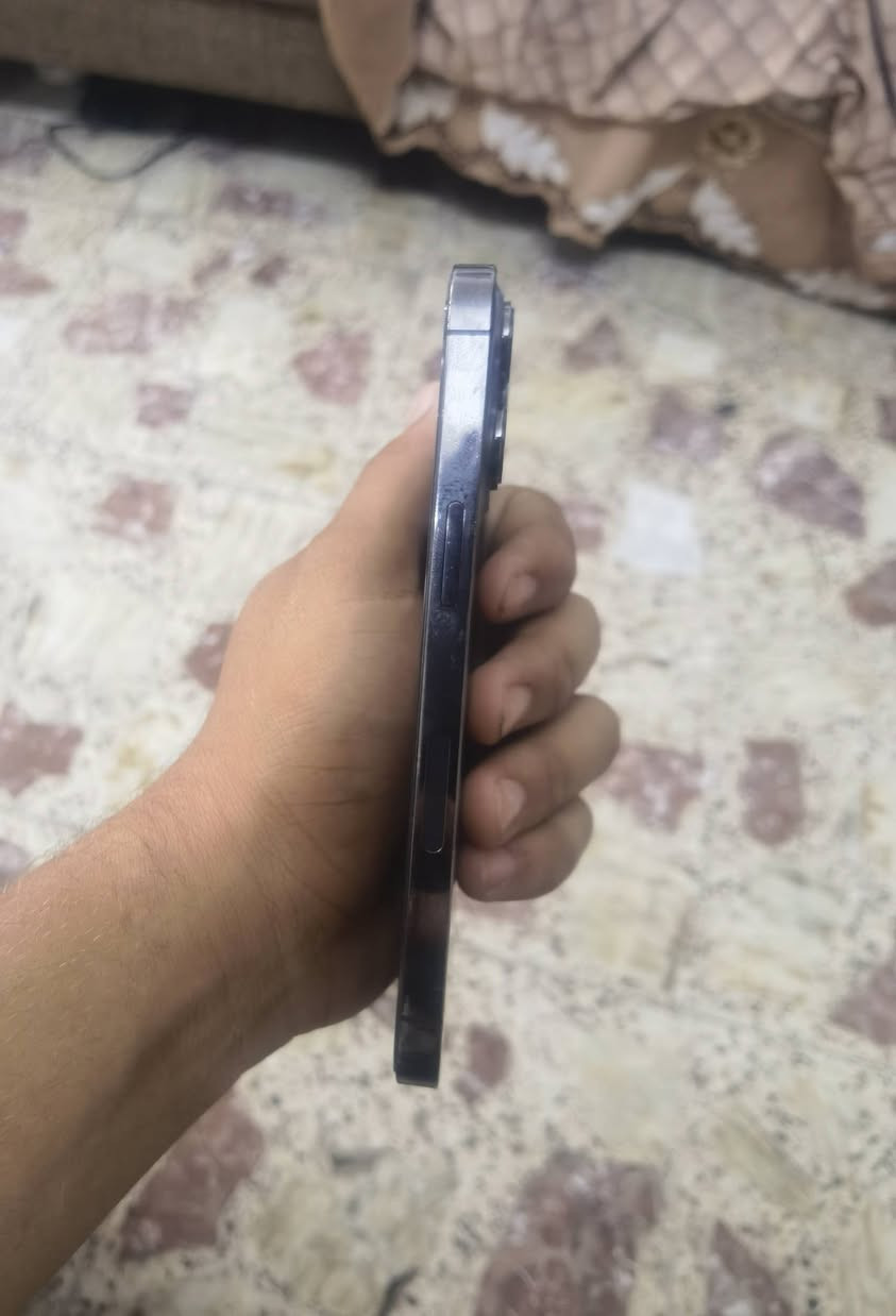 ايفون 13 برو الظهر مكسور والشاشة بيها فطر بسيط الجهاز شغال فيس ايدي سيم كارت البطارية 92 ببجي 90 فريم عنواني بغداد مدينة الصدر السعر 425 ورقم  ***********

