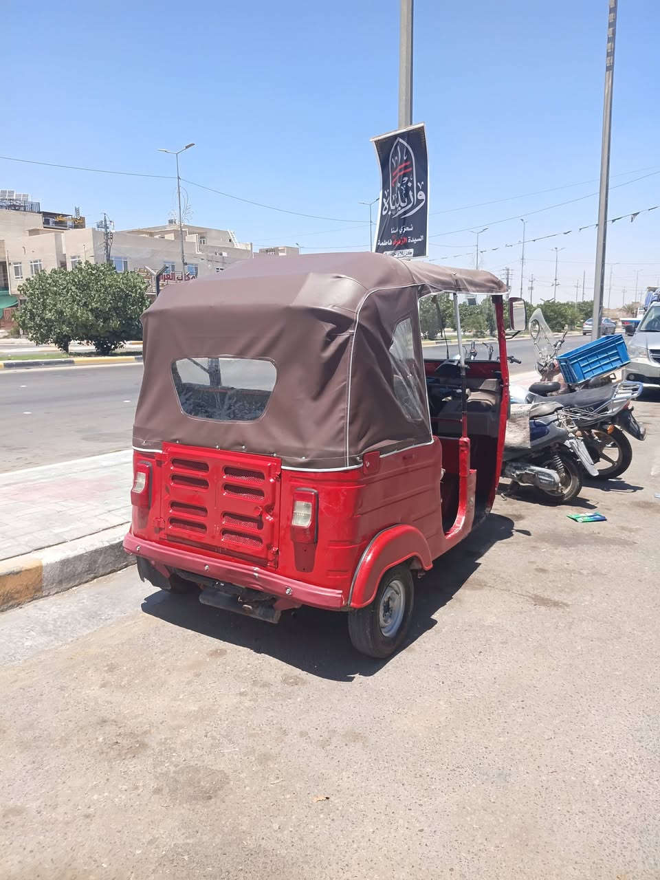 مديل 17 السعر 3600 وبيها مجال برغي مابيها نقص ***********
