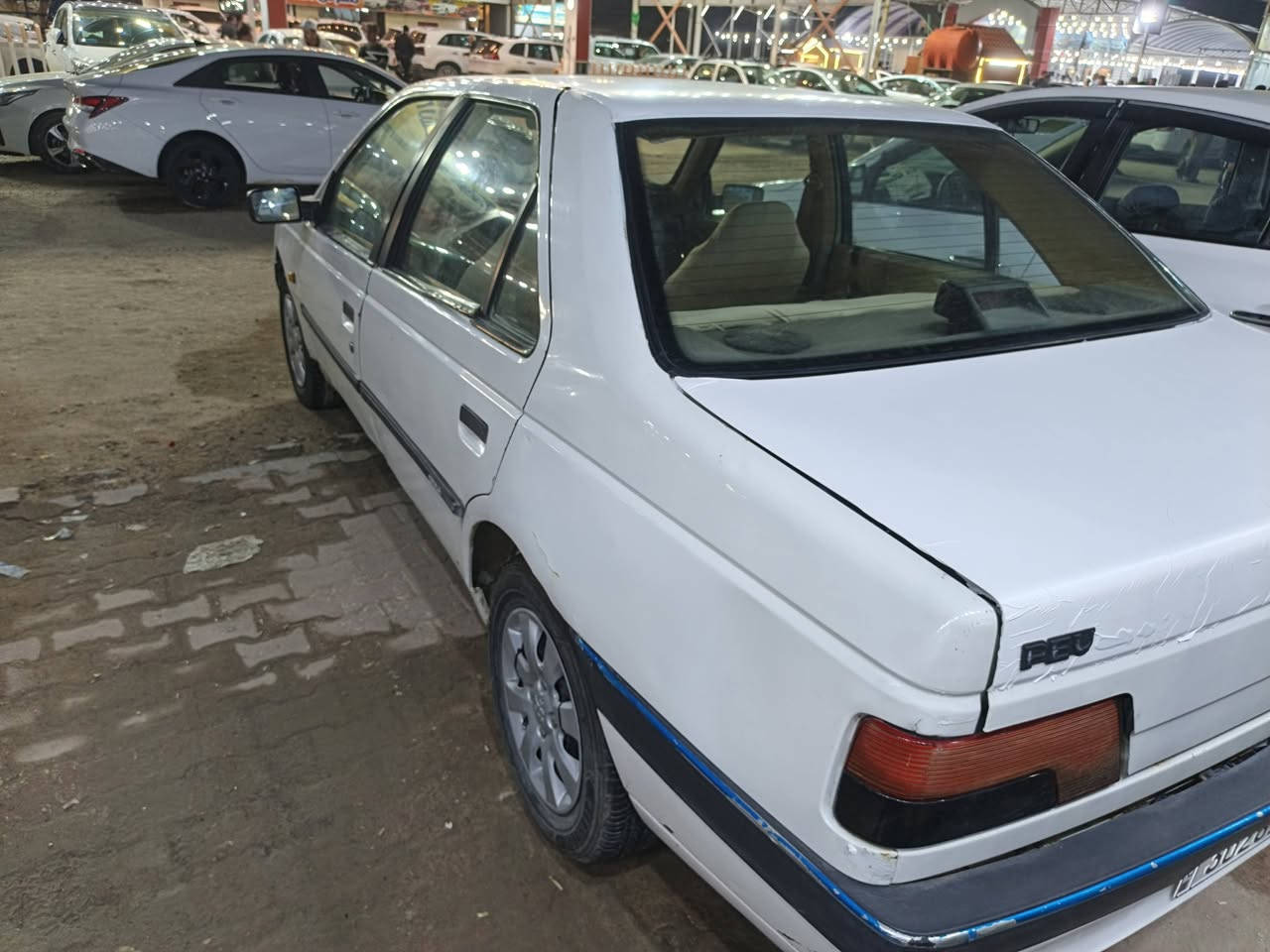 سلام عليكم بيجو 405 اللبيع رقم قاسية بسمي جاهزه من كلش موديل 2009 السعر 32 بيه مجال ***********
