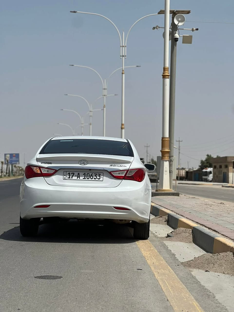 سوناتا 2012 خليجي محرك 2000
مكفول من التبديل والصبغ فقط بيها باردات تبريد ثلج 
السعر ومن الاخير قفل 130 
مكاني سماوة الخضر 
***********

