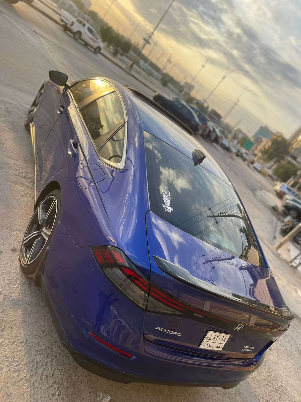 هوندا اكورد هايبرد ٢٠٢٤
السيارة ماشيه ٥٢ الف مايل
حادثها جاملغ امامي جهة السايق والباب خلف السايق بي نص صبغ والهلال جاملغ الخلفي 
• مكينة 2000 هايبرد تنفس طبيعي
• كير اوتوماتيك 
• شاشة كبيرة
• كاميرا خلفية 3 انظمة
• كرسي كهرباء 
• شفتات بالستيرن
• مثبت سرعة
• مانع انزلاق
• دخول ذكي 
• إنارة ترحيبية
• هندبريك كهرباء
• عداد ديجيتال
•لايت عدسات زينون
• نظام اوتو لايت Auto
• لايت العالي زنون 
اوتو هولد للبريك
• حساسات مطر 
• حساسات دخول الإنفاق
• حساسات ضغط هواء الإطارات
• أوامر صوتية
• 4 أنظمة قيادة (eco,individual , sport,normal )
• بلوتوث واندرويد اوتو وكار بلاي مكانه كربلاء الرقم *********** السعر 185 رقم الشاصي موجود بلمنشور
