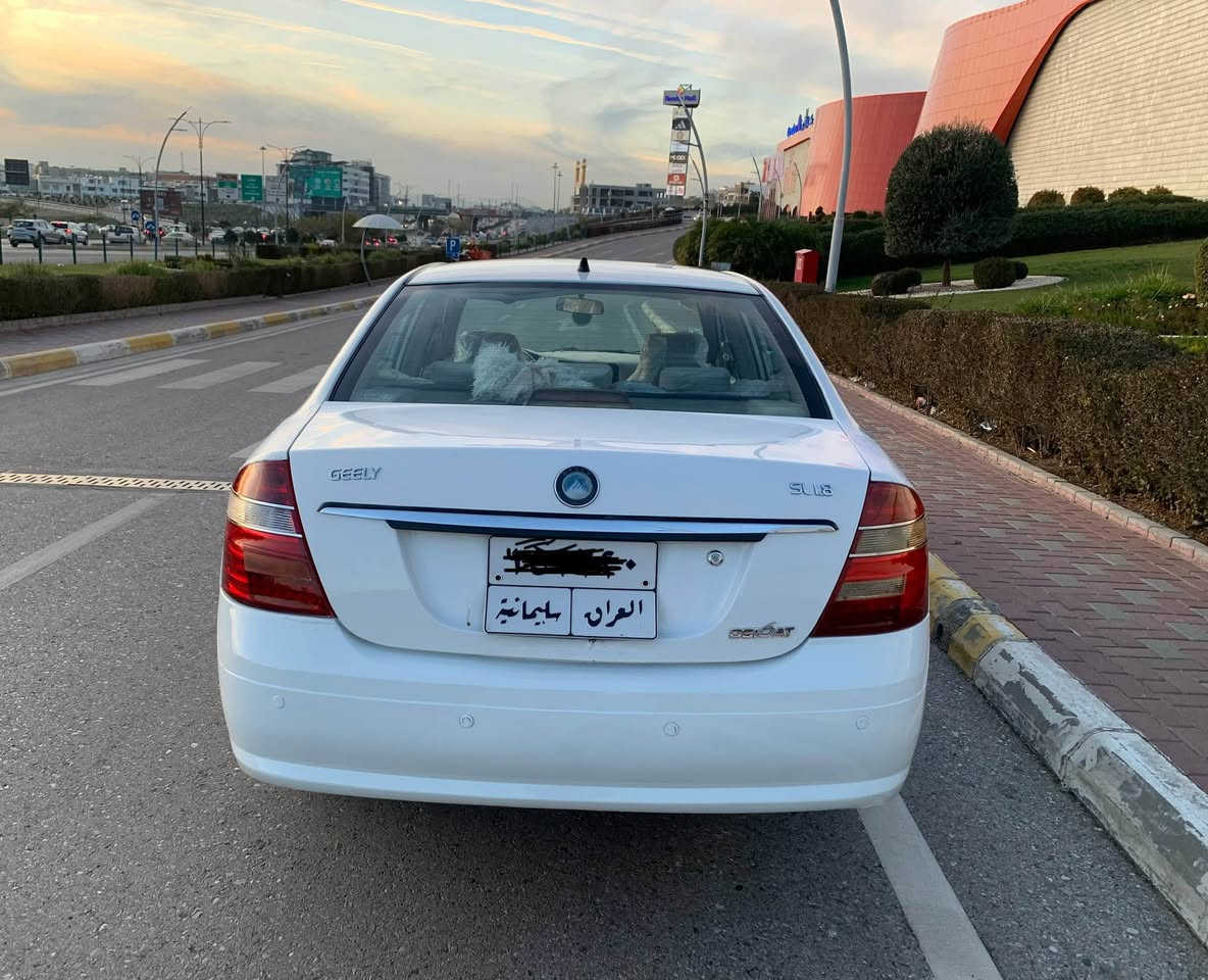 جیلی امگراندSE مۆدێل 2013 رەقەم سلێمانی سەنەوی دوو سالە بەسەرچوە تەحویل غرامە بەشەرت چوار جام کارەبا ئاوێنە کارەبا پەردە گێر و ئۆتۆماتیک و عادی کۆنترۆل بلوتوس تەبرید ساردو گەرم بەشەرت چوار تایەی لۆک سپێری  لۆک ناو زەرد ٢٠٠ هەزار رۆشتوە هەرواوەها مواسەفاتی تر سعری لە خوار بازەرەوە هەموو زانیاریەکان نوسراوە فرۆشتن یان گۆرینەوە بەسەیارەیەک بەدلم بێت لەسلێمانیم ***********  کۆرەک واتس ئاپ *********** السليمانية, العراق
