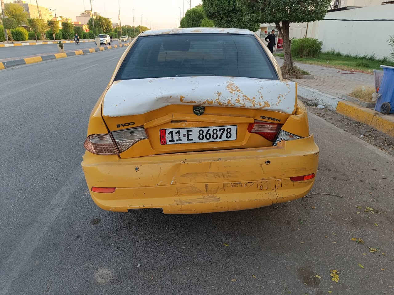 سياره سمند سورن للبيع ابيعه ع حادثه بسمي سياره مصفره هيئه وغرامات رقم ***********
