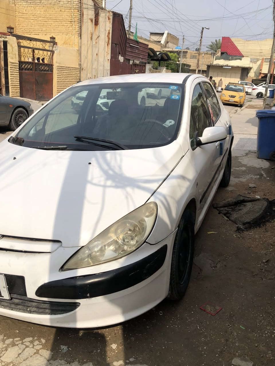 بيجو 2005 محور كير محرك كورلا   مكفولات سنويه جديده رقم دولي تحويل ثاني يوم  السياره مابيه حادث السعر 42 وييه مجال مكاني بغداد الدوره ‭٠٧٧٢ ٣٦٧ ٣٣٧٦‬
