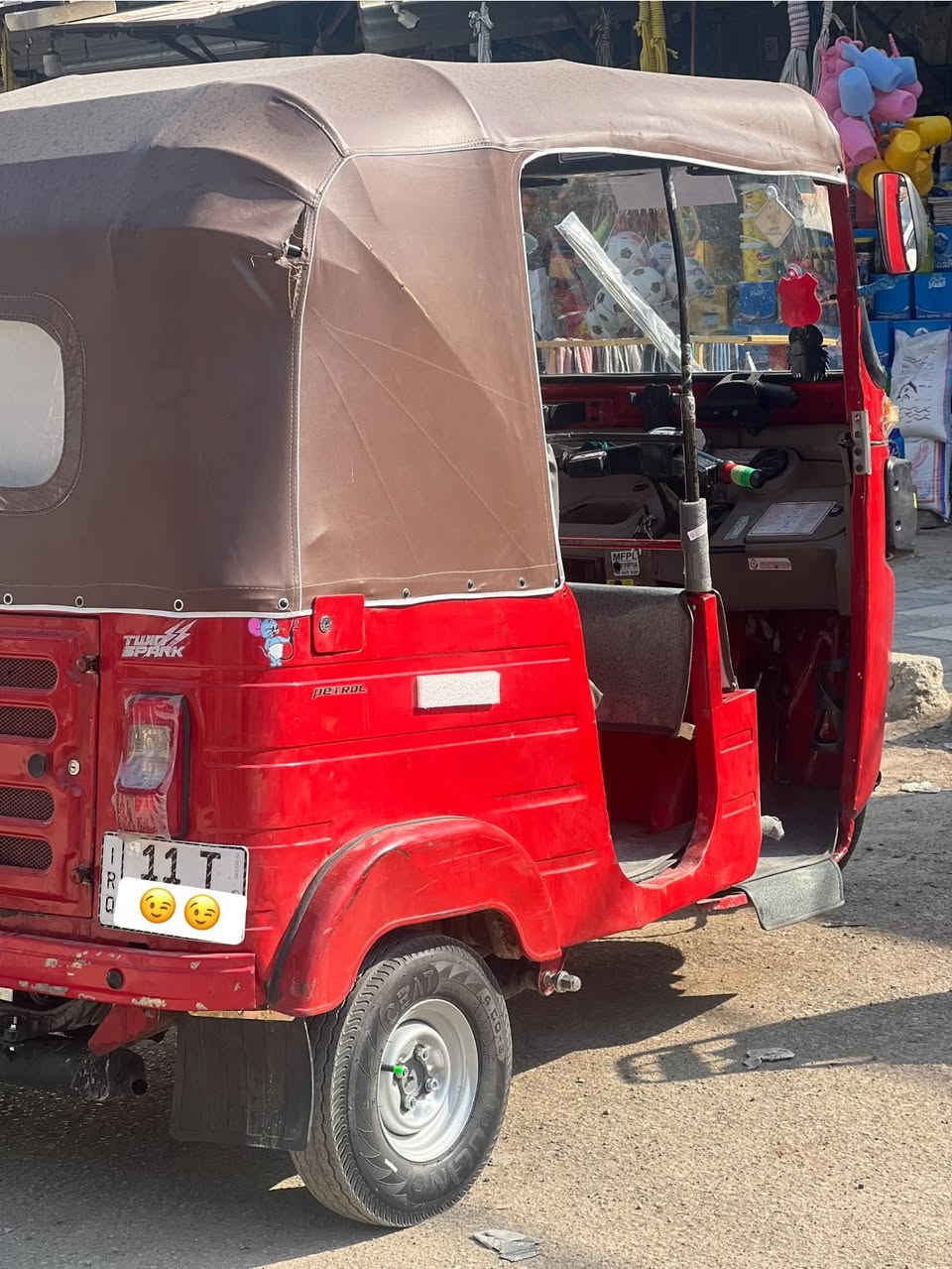 السلام عليكم تكتك 18 شهر 11 كفاله عامه بس دوس بيها مكينه 20 صندوك
للاستفسار ***********♥️🍀
