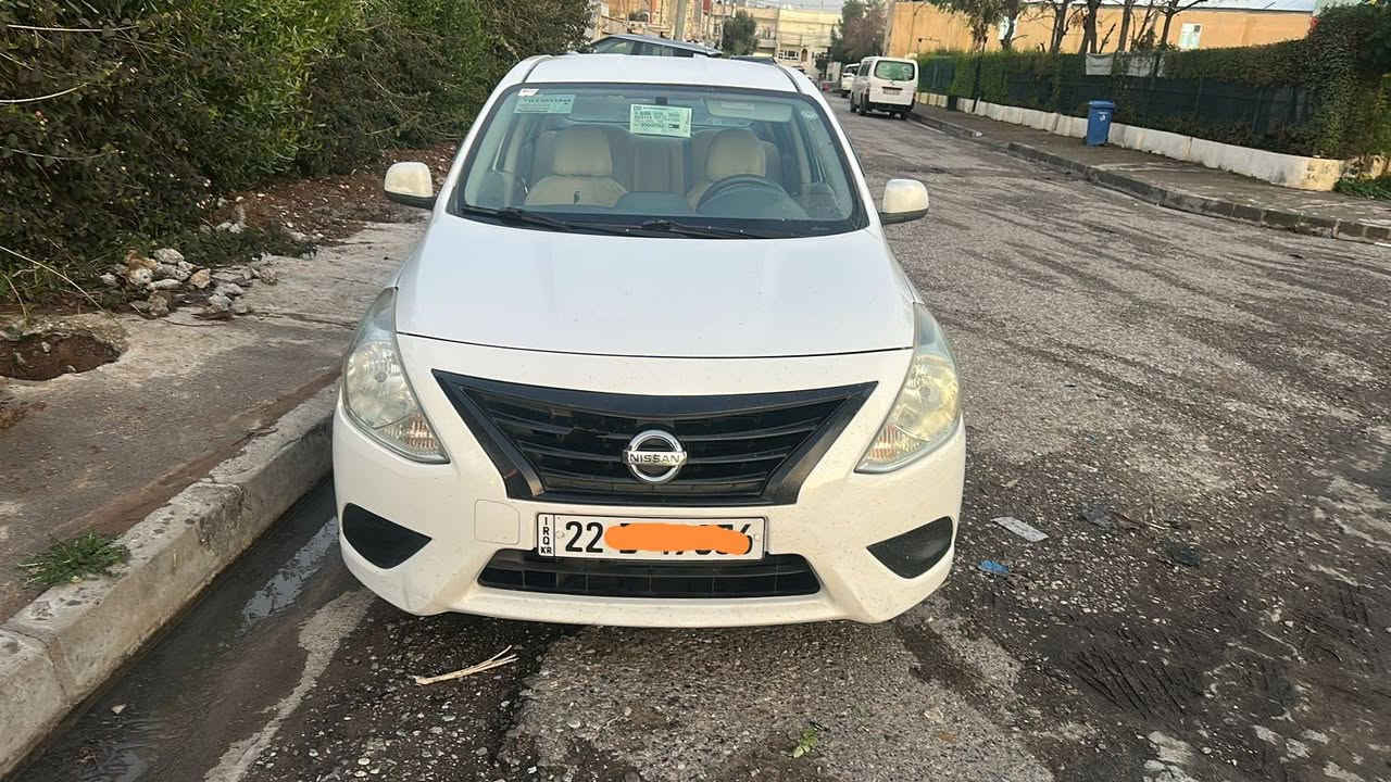 نیسان لاکشمیبای 2015
چوار پارچەو بستێک بۆیاغ بێ ناوگرتن
پشت و پێش کەپس
گێڕومەکینە بەشەرت
سەنەوی ژینگەی نوێیە
نرخی 87 مەجالی کەم
***********
