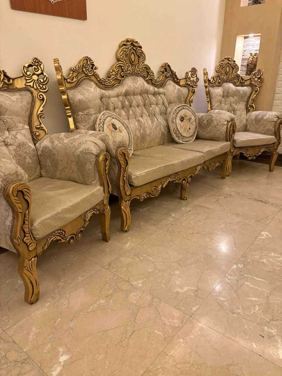 تخم قنفات 10مقاعد نظيف جدا
مع طبله صغيره عدد2
السعر 600 الف
بغداد الكرخ لاعلام تقاطع درويش بغداد, العراق


**إذا كنت صاحب هذا الإعلان وتريد حذفه لأي سبب، رجاءا أرسل رسالة إلى الدعم الفني**