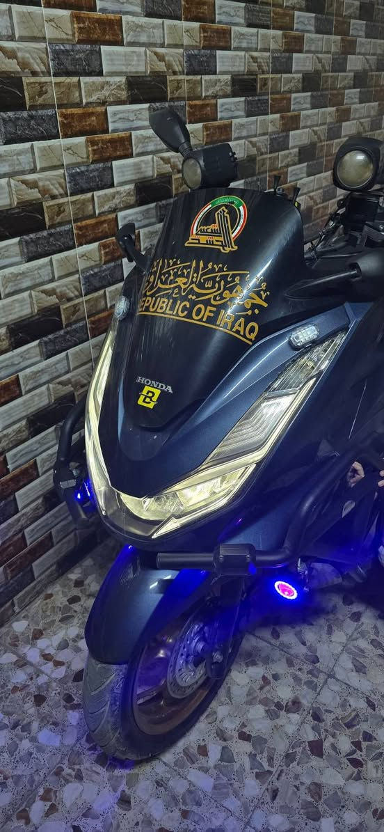 لللبــــــــــــيع رمبه اصلي
جديد شخط مابيها
محرك 125
 تجوه اصلي
mp3 اصلي
مرايات مزدوجة اصلي
لدات عدسه مزوده
ذرع كامل اصلي ياباني 
مرقمة رقمه كوت 
متوفره سنويه باسمي جاهزه للتحويل
السعر 34$
موقعي بغداد بلديات حي التراث
للتواصل *********** واتساب متوفر
