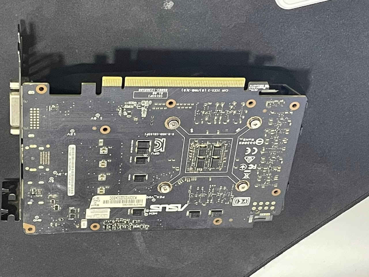 توفر كرت شاشه Asus Gtx1660 1fan  الكرت شغال كلشي مابي قبل اسبوع بدلته معجون حراري جديد و متوفر جميع الفحوصات مثل الفورمارك
السعر : 130 الف


**إذا كنت صاحب هذا الإعلان وتريد حذفه لأي سبب، رجاءا أرسل رسالة إلى الدعم الفني**