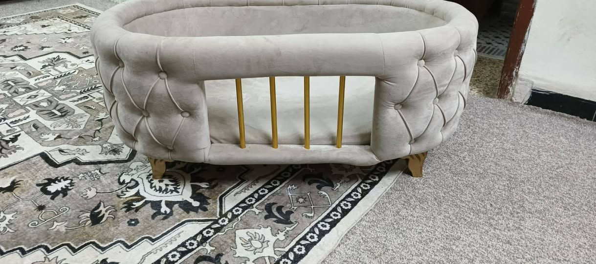 كاروك للبيع جديد تفصال السعر 50 ألف قفل ***********
