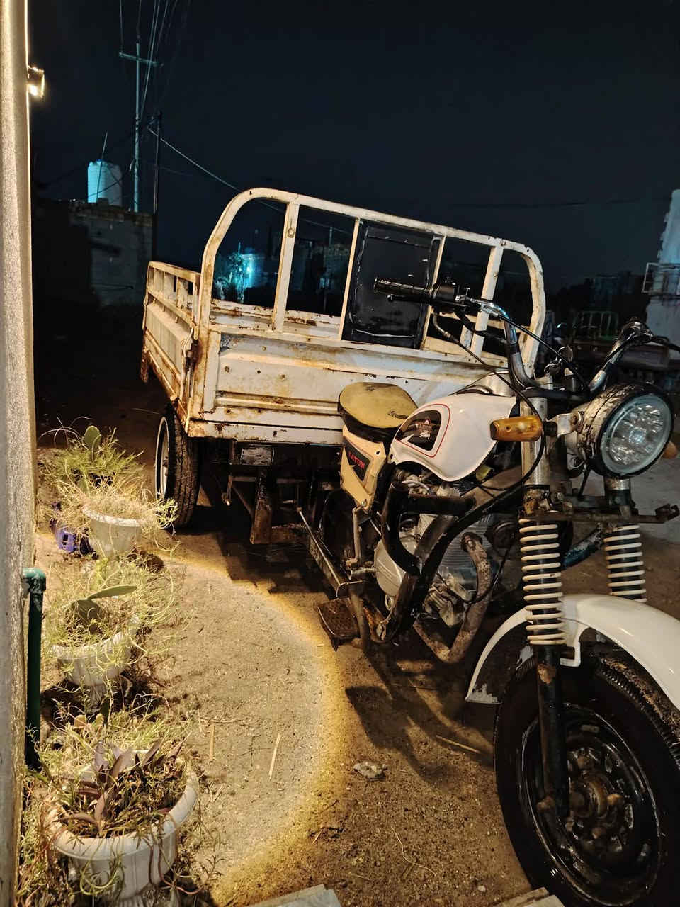 سلام عليكم ستوته اوراق مديل 2013
مكينه جديده كهربائيات شغاله ماعده بس لبك لايت
ستوته خير من الله ع الفيس والواساب متواجد رقم الهاتف ***********
***********.     مكاني ناصريه مركز
