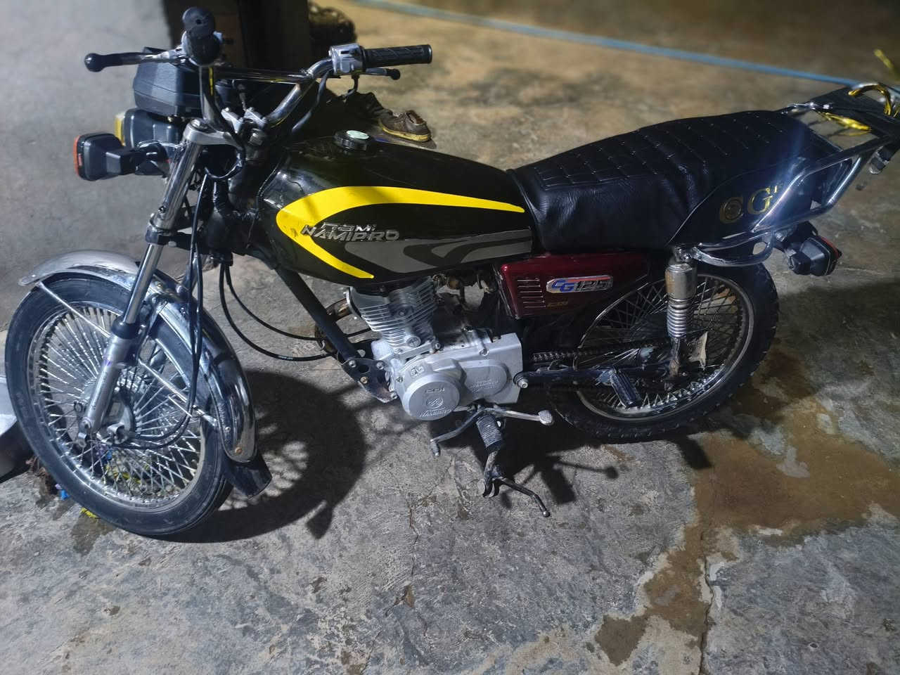 دراجه للبيع مستعجل علي بيعتهه موديل 21مامفتوحه مابيهه اوراق او بيهه صرف قليل 360بيهه مجال


**إذا كنت صاحب هذا الإعلان وتريد حذفه لأي سبب، رجاءا أرسل رسالة إلى الدعم الفني**