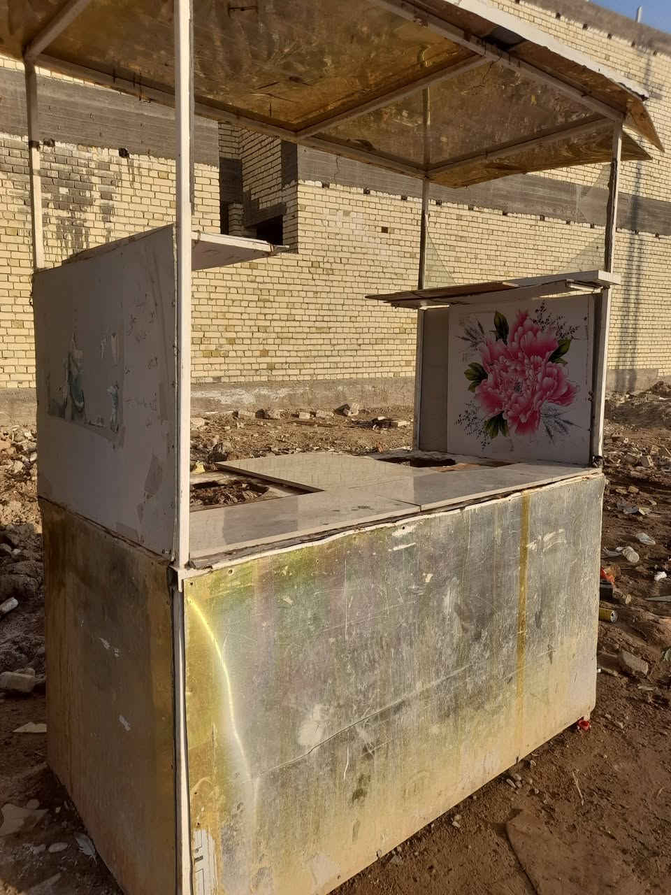 عربانة لبلبي للبيع السعر 25 ألف الاستفسار *********** المكان حي الامير
