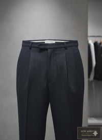 ملابس • كمر 40 • مع التوصيل