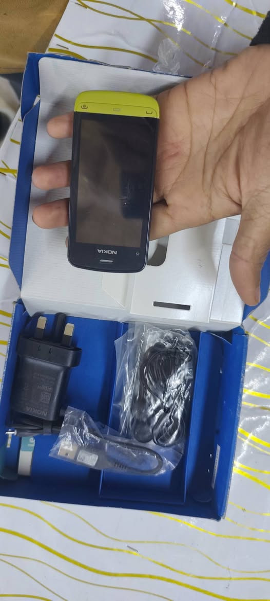 مفرد 20
شلع 12 القطعه 

نوكيا 500 4 قطع باقيات 
نوكيا C5 قطعه وحده باقيه


**إذا كنت صاحب هذا الإعلان وتريد حذفه لأي سبب، رجاءا أرسل رسالة إلى الدعم الفني**