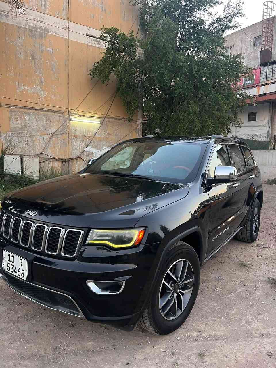 جيب كراند شيروكي لمتدد موديل 2015 امريكي بچم محدث 21
Limited

فووووول مواصفات 

بصمة تشغيل و ابواب 

مقاعد جلد تدفئة و تبريد امامي

مقاعد خلفي تدفئة 

حساسات خلفية و نقطة عمياء 

تنبيه الخروج من المسار 

اوتو ستوب

توقف ذاتي للخلف

بانوراما

3 وضعيات قيادة و فور ويل 

كشنات امامي كهرباء و كشن السايق خزن ميموري 

صندوق كهرباء

هيترات بالمري و  بقية المواصفات المعروفة …..

دوشمة كامله للداخل درجة اولئ 

بنيد صبغ فقط وتبديل جاملغ والباب الخلفي بظهر السايق وكاله بلادي وصور الحادث ناشرهن ويه الصور

رقم بغداد مشروع وطني بسمي 

السعر 175 و بيها مجال

مكاني بغداد الدورة الصحة 

 ***********  واتس اب او رصيد
