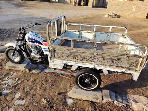 سلام عليكم ستوته للبيع ستوته مديل 13 بدي 20 توها معمره شاص مصبوق حراري اوراق كامله قراض كله جديد مكاني ناصريه منصوريه السعر 1700 وبيها مجال شراي يتصل عرقم ***********
