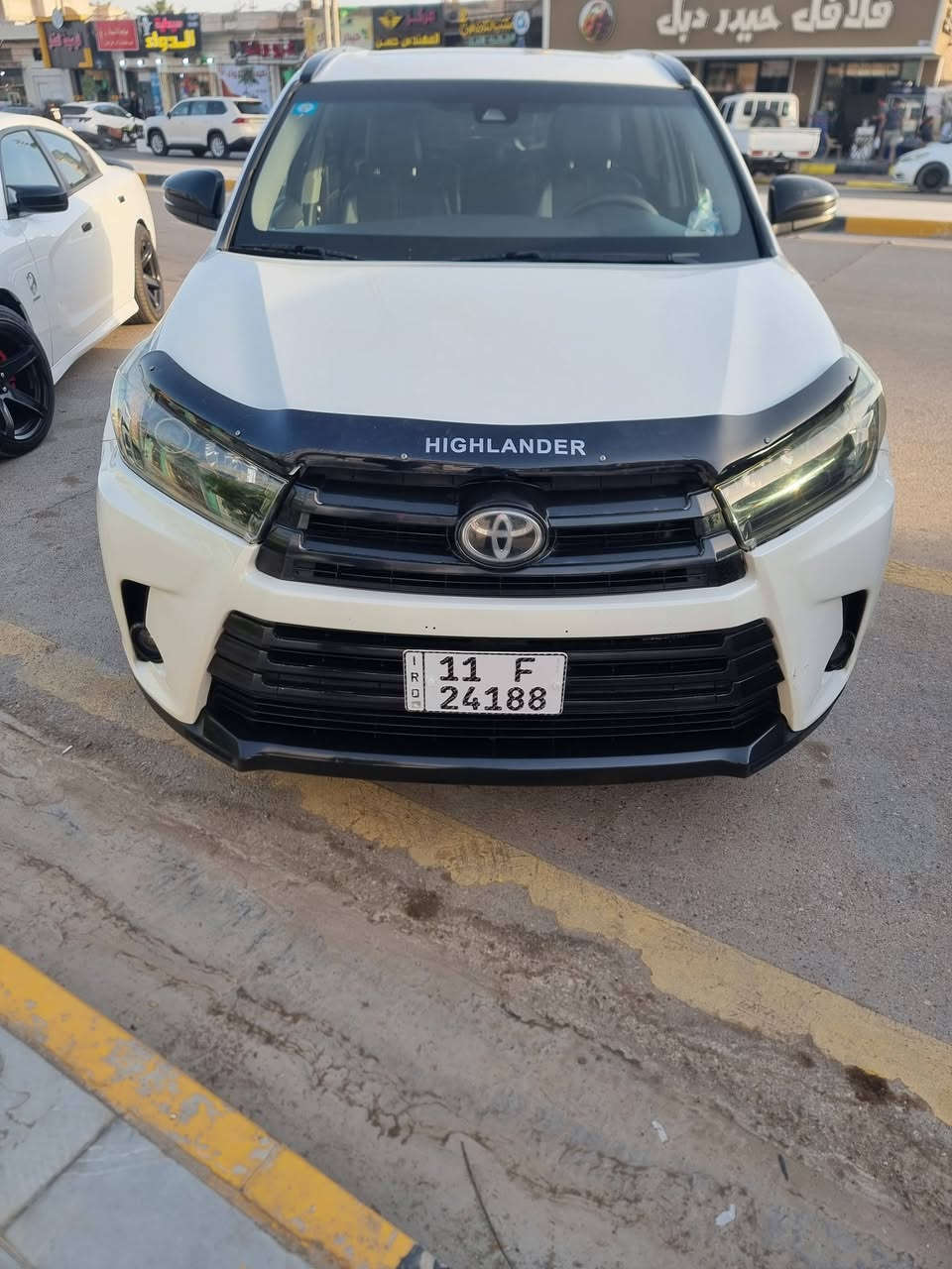 🌹🌹تحية طيبة🌹🌹 
تيوتا هايلاندر 2019 se 
محرك 3500 v6 
بصمه 
فتحه 
فور ويل 
جنطه كهرباء 
ويل 19 
بردات خلفيه 
كشنات منفصل 
كشنات كهرباء 
كشنات منفصل 
تدفئة كشنات + استيرن 
أشاير بالمري 
ماشيه 72.000mil
صور الحادث من ضمن الصور 
تبديل جاملغات أماميه وبنيد 
ارباكات سليمه 
مكان السياره محافظة واسط 
اي استفسار الاتصال على 
*********** 
***********
