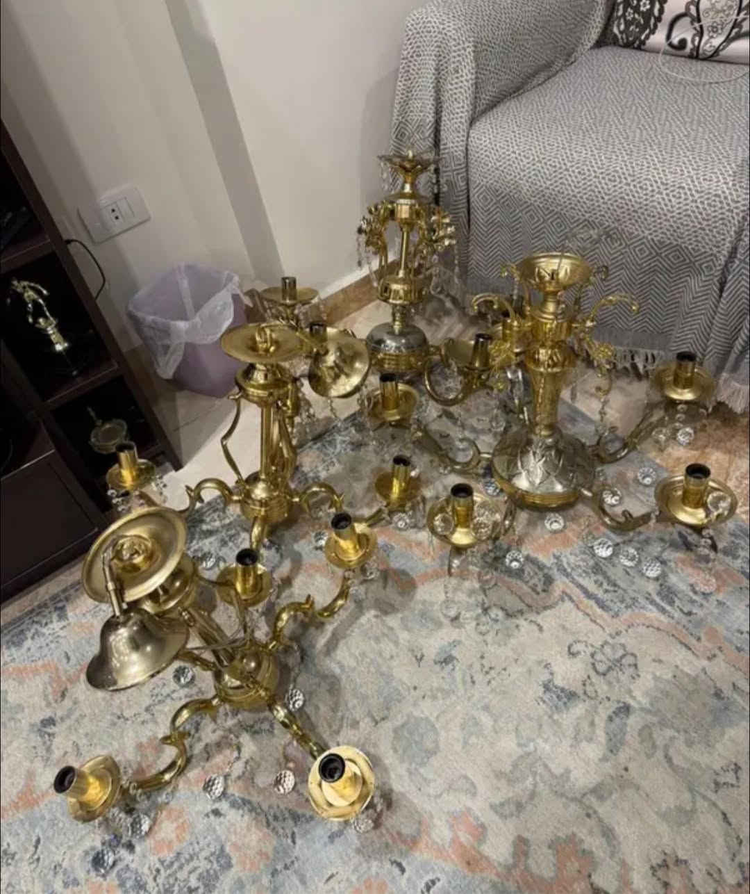 للبيع ٤ نجفات
٤ نجفات نحاس اصلي  
اتنين ٤ دراع 
وآتنين ٥
تم تلميعه بماء الذهب 
النجف كله جديد 
للتواصل: 
+201009806502
الأسكندريه لوران


**إذا كنت صاحب هذا الإعلان وتريد حذفه لأي سبب، رجاءا أرسل رسالة إلى الدعم الفني**